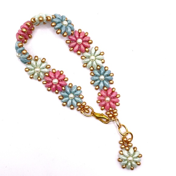 Zinnia Garland Hand Stitched Beaded Czech Glass Flower Bracelet Adjustable - Picture 1 of 9
